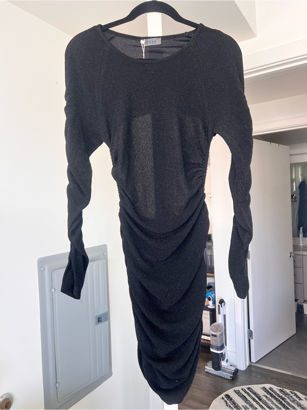 Ruve New With Tags Long Sleeve Open Back Ruched Mini Dress Black